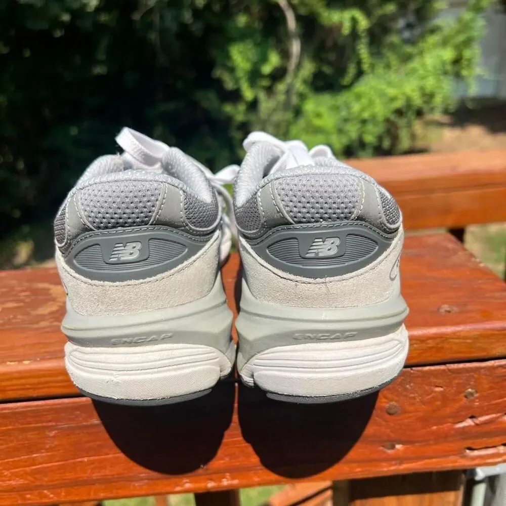 New Balance Men's 6 Womens 7.5 990v6 Running Jog Sneakers